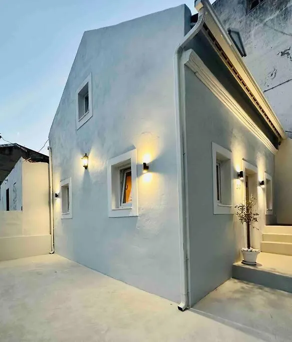 Holiday home New Amazing Cozy House In The Heart Lisbon Villa