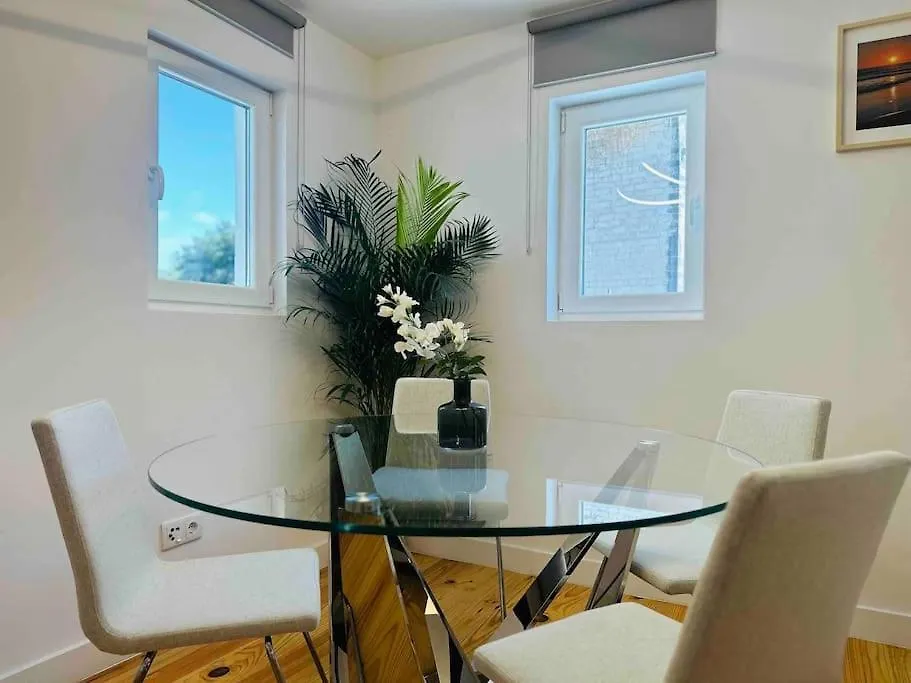 Holiday home New Amazing Cozy House In The Heart Lisbon Villa